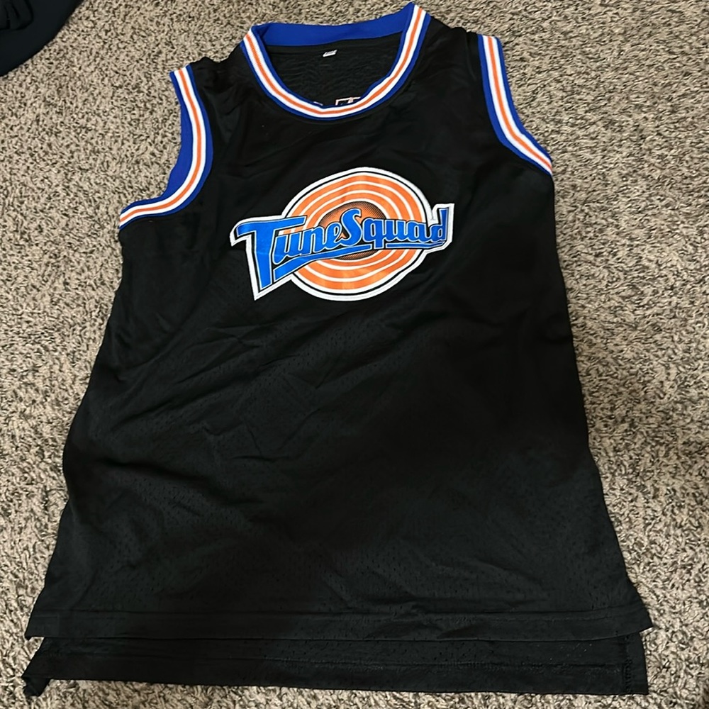 Tune squad. Size XL fits more like M or S. Adult size.
